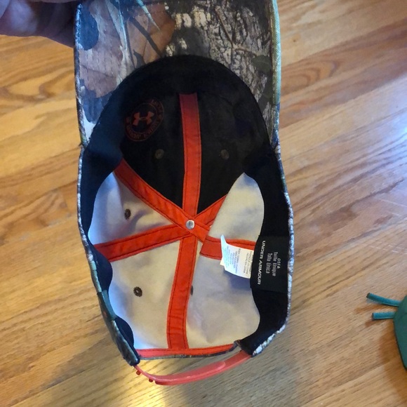 Under Armour baseball hat - Picture 4 of 4